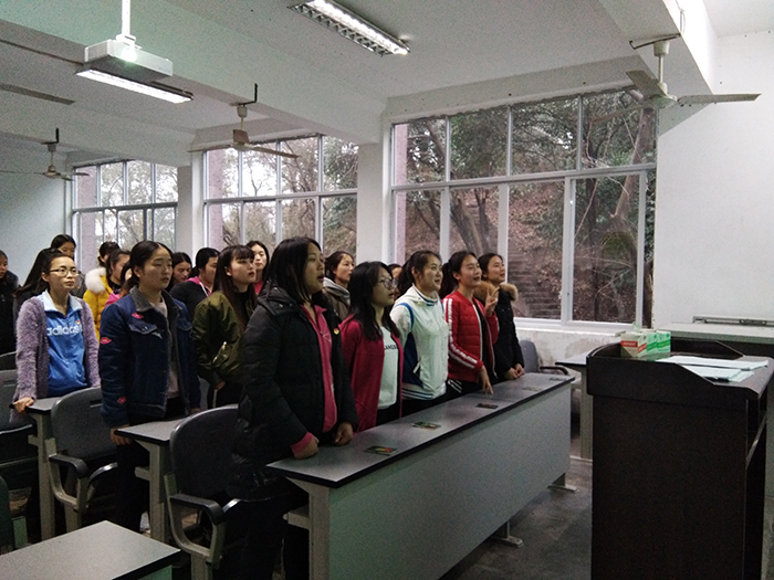 体育学院本学期第二次团组织生活顺利开展