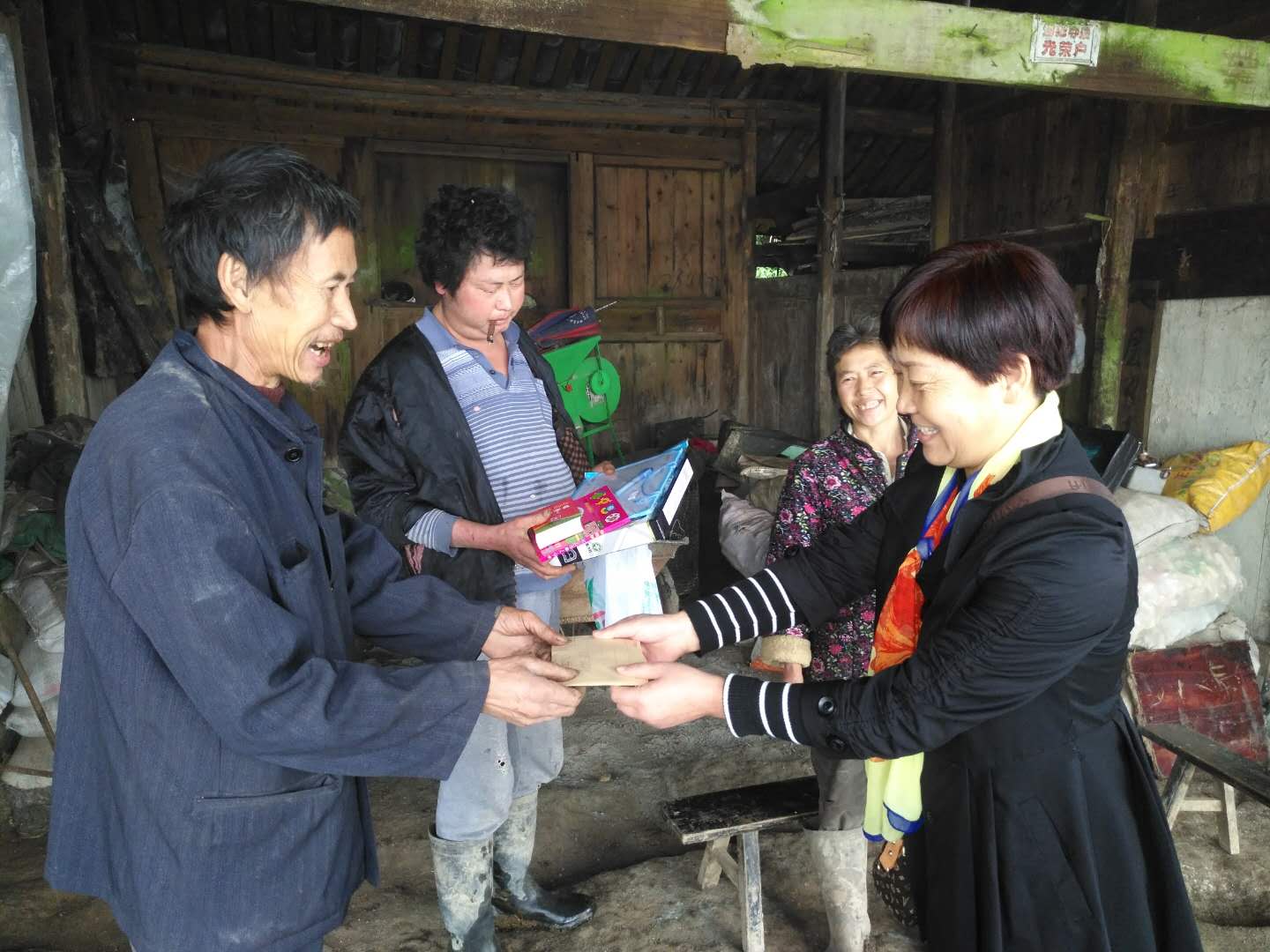 入户帮扶 精准扶贫